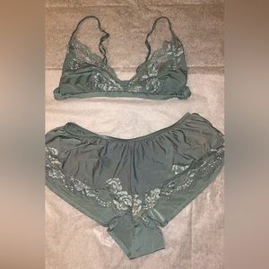 lingerie bra/shorts set